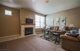 Photo #5: 2288188 Listing 