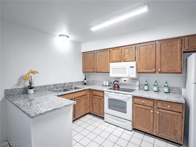 MLS: 2288231 Condo For Sale
