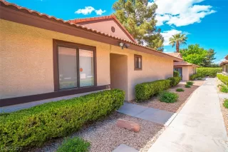 Photo #1: 2288236 Listing