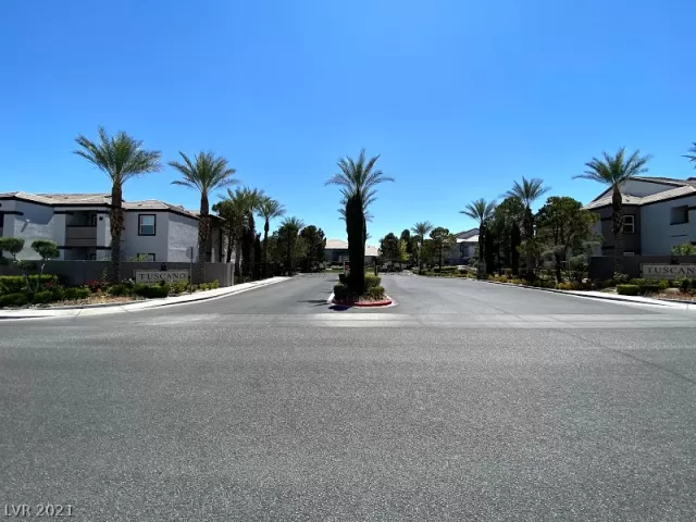 MLS: 2288259 Condo For Sale