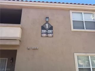 Photo #1: 2288306 Listing 