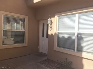 Photo #3: 2288306 Listing 