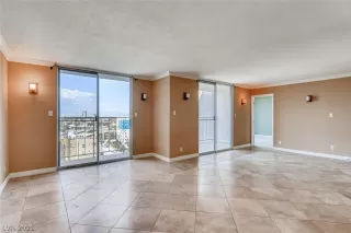 Photo #3: 2288404 Listing 