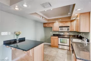 Photo #4: 2288404 Listing 