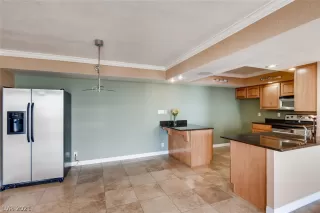 Photo #5: 2288404 Listing 