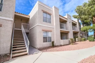 Photo #1: 2288436 Listing 