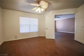 Photo #4: 2288436 Listing 