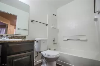 Photo #6: 2288436 Listing 