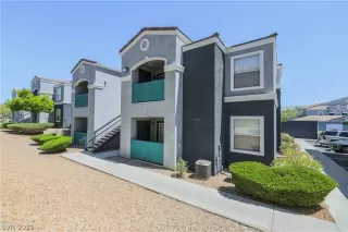 Photo #1: 2288437 Listing