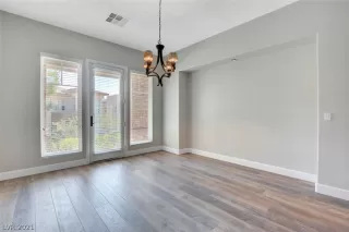 Photo #4: 2288439 Listing 