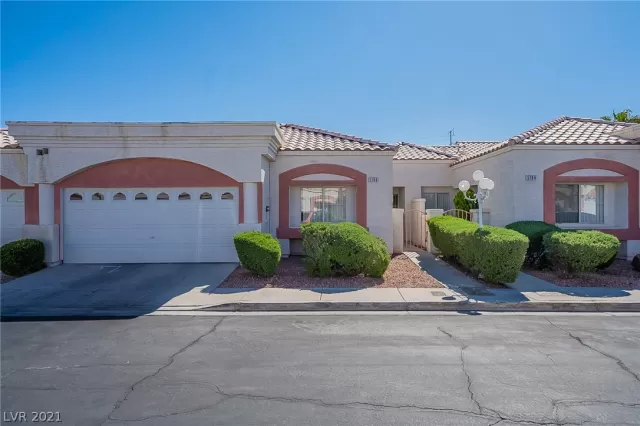 MLS: 2288448 Condo For Sale