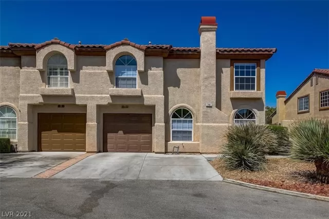 MLS: 2288457 Condo For Sale