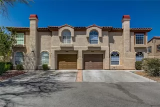 Photo #1: 2288457 Listing