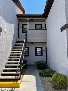 Photo #2: 2288475 Listing