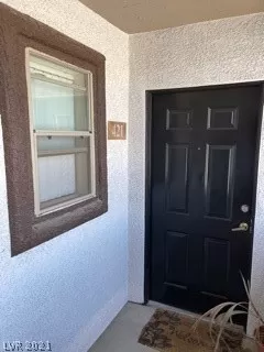 Photo #3: 2288475 Listing