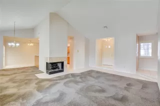 Photo #1: 2288494 Listing