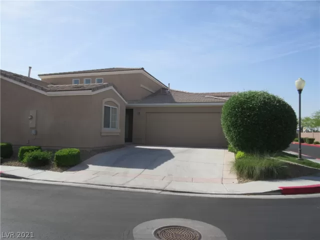 MLS: 2288541 Condo For Sale