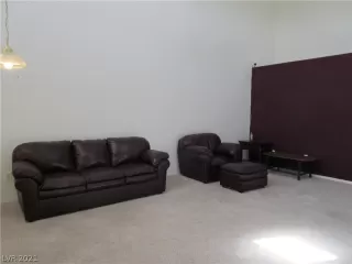 Photo #6: 2288541 Listing 