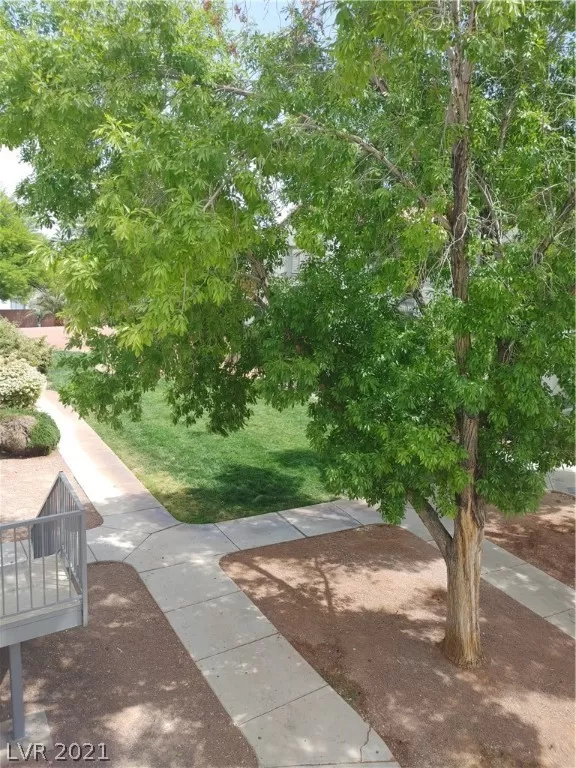 MLS: 2288550 Condo For Sale