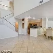 Photo #3: 2288566 Listing