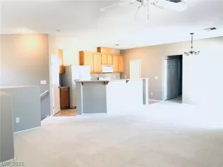 Photo #1: 2288569 Listing 