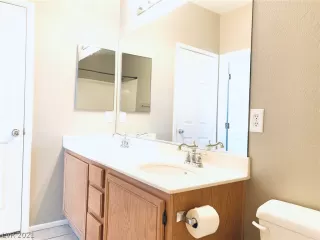 Photo #5: 2288569 Listing 