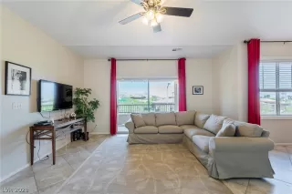 Photo #2: 2288583 Listing 