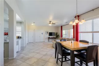 Photo #4: 2288583 Listing 