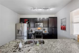 Photo #5: 2288583 Listing 