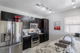 Photo #6: 2288583 Listing 