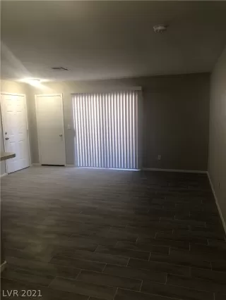 Photo #4: 2288642 Listing 