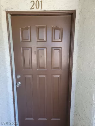 Photo #2: 2288677 Listing 