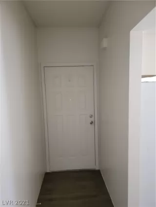 Photo #3: 2288677 Listing 