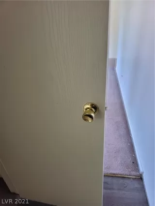 Photo #6: 2288677 Listing 