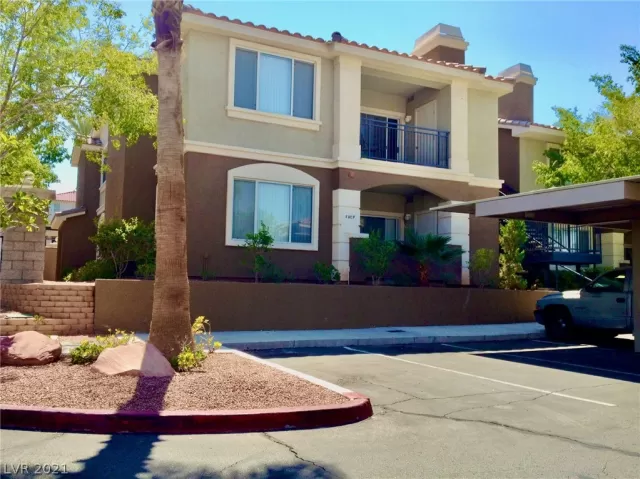 MLS: 2288690 Condo For Sale