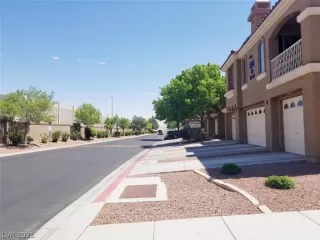 Photo #4: 2288694 Listing 