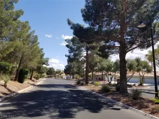 Photo #6: 2288694 Listing 