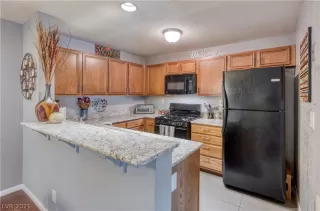 Photo #4: 2288811 Listing 