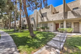 Photo #1: 2288828 Listing 