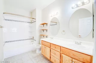 Photo #2: 2288863 Listing 