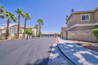 Photo #6: 2288863 Listing 