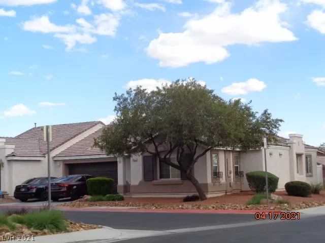 MLS: 2288866 Condo For Sale