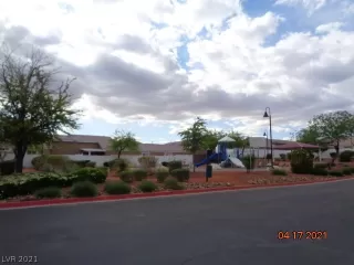 Photo #2: 2288866 Listing