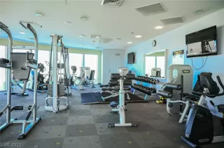 Photo #4: 2288907 Listing 