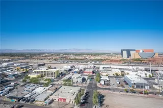 Photo #6: 2288907 Listing 