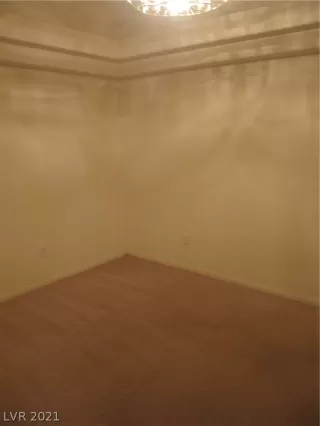 Photo #5: 2288909 Listing 