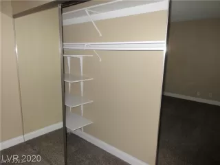 Photo #4: 2288923 Listing 