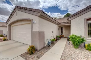 Photo #5: 2288939 Listing