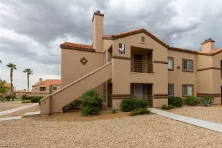 Photo #1: 2288953 Listing 