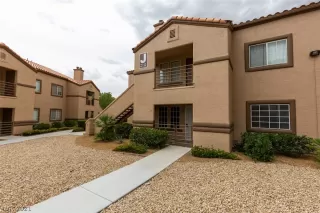 Photo #2: 2288953 Listing 